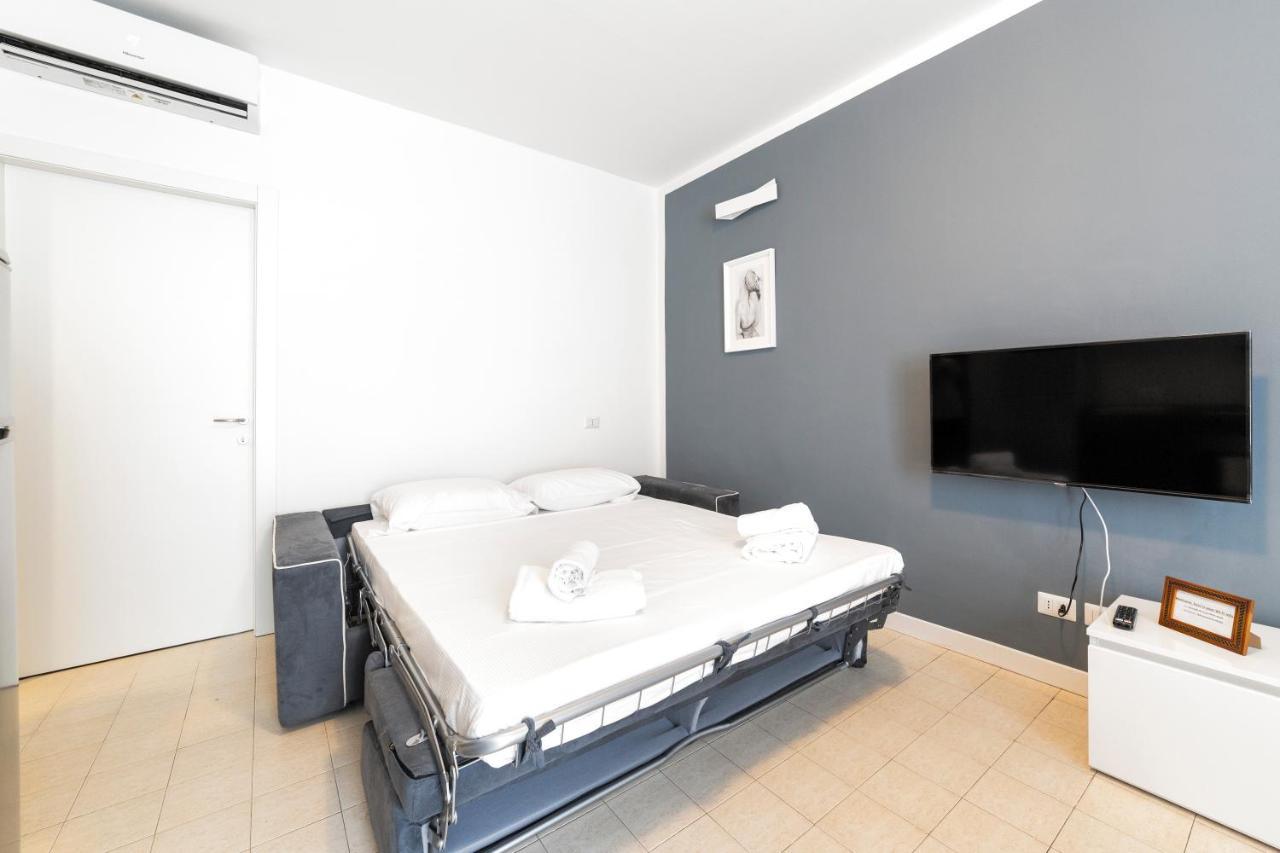 Roomy Apartment Close To Subway M5! Milão Exterior foto