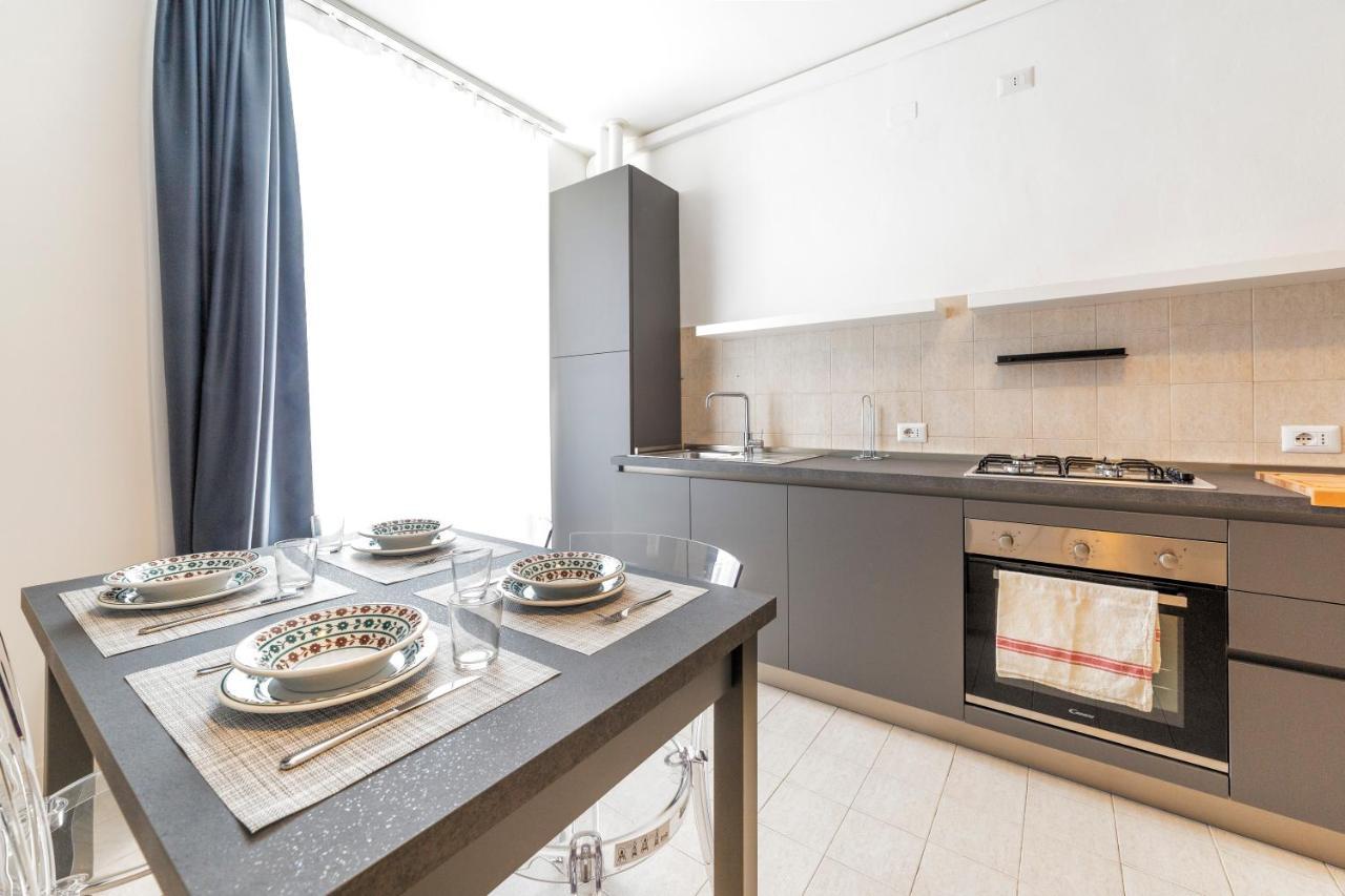 Roomy Apartment Close To Subway M5! Milão Exterior foto